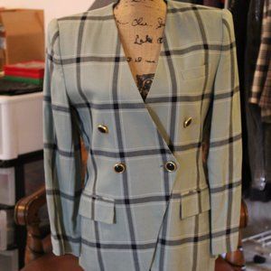 PETITE SOPHISTICATE JACKET.